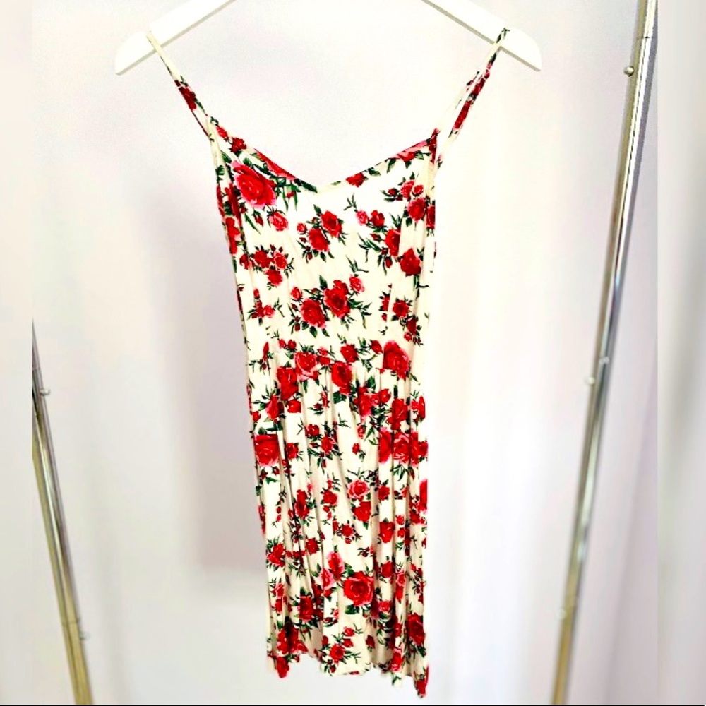 H&M Floral Rose White Summer Dress